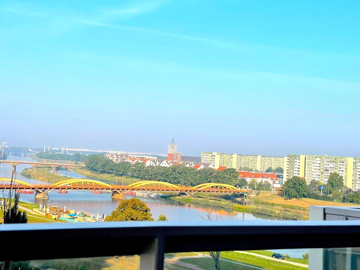 Apartament Z Tarasem I Widokiem Na Odre Breslávia Exterior foto