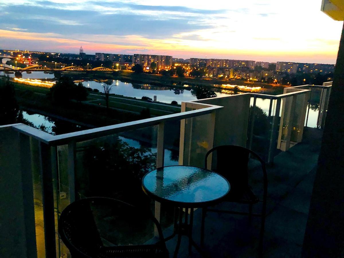 Apartament Z Tarasem I Widokiem Na Odre Breslávia Exterior foto